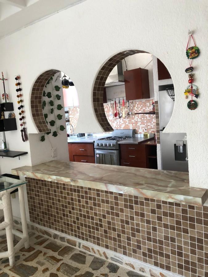 アカプルコDepartamento Sobre Costera, 1Min La Quebrada, 3M Playas Y Yatesアパートメント エクステリア 写真